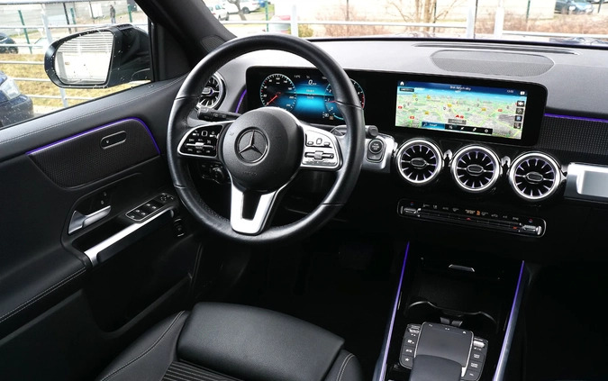 Mercedes-Benz GLB cena 164900 przebieg: 36000, rok produkcji 2022 z Dąbrowa Górnicza małe 301